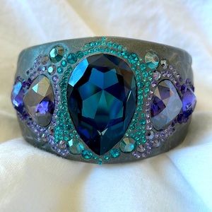 Vintage Swarovski crystal rhinestone huge leather cuff bracelet purple and blue